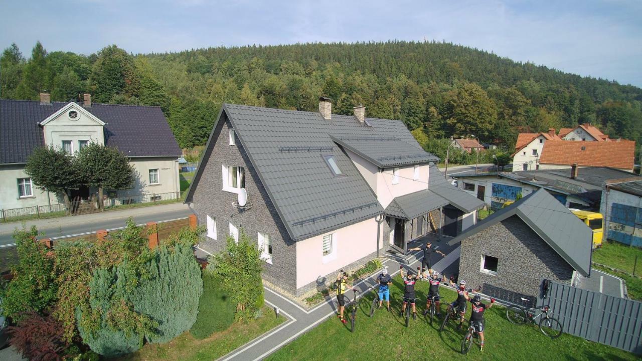 Dom Nad Kwisa Apartment Świeradów-Zdrój Екстериор снимка